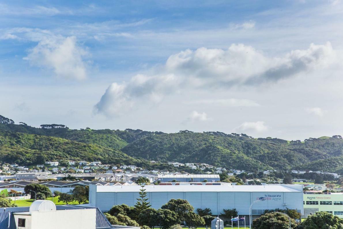 The Post Hotel Porirua Eksteriør bilde